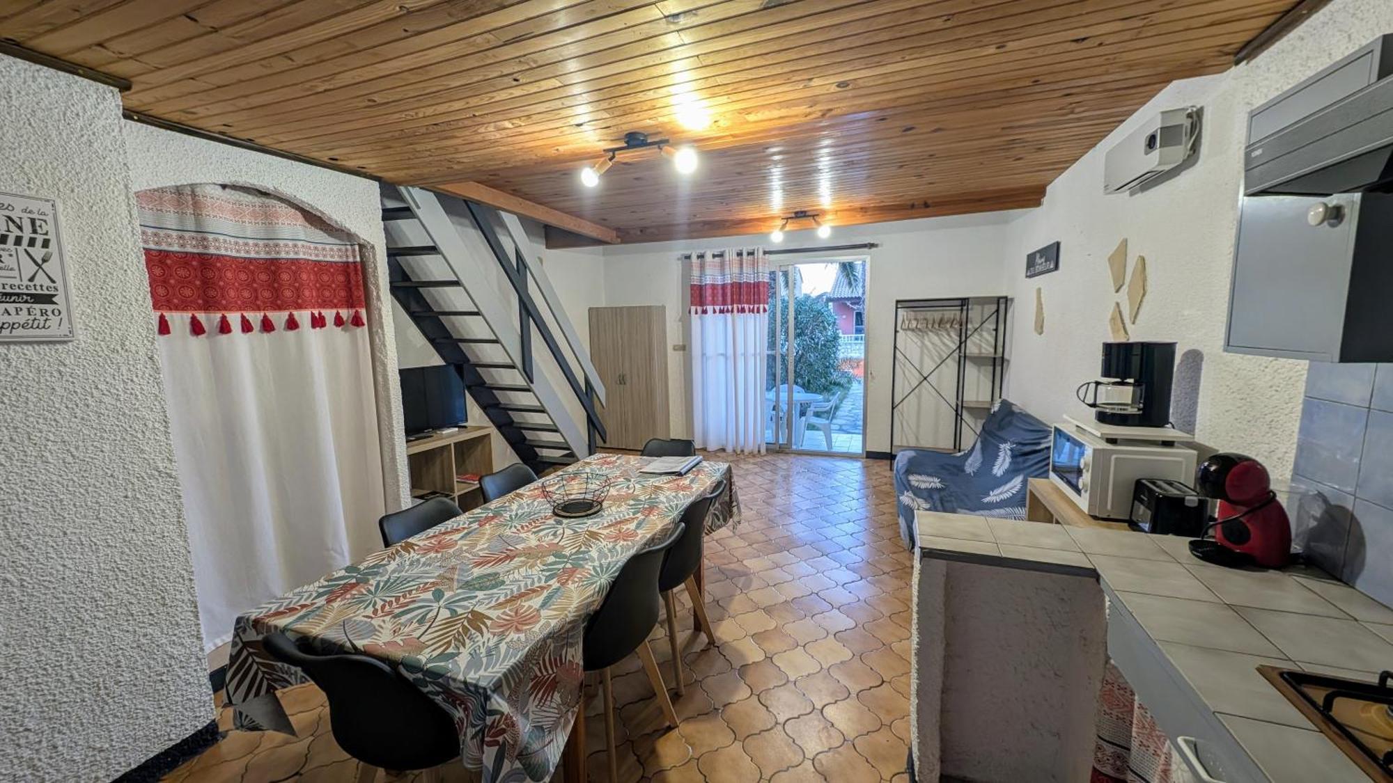 Gite La Capelle Roquefort Des Corbieres Sigean Narbonne Aude 部屋 写真
